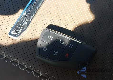 2025 GMC Yukon 4Wd Denali Ultimate из США, поврежденный, VIN 1GKS2ERL5SR146037